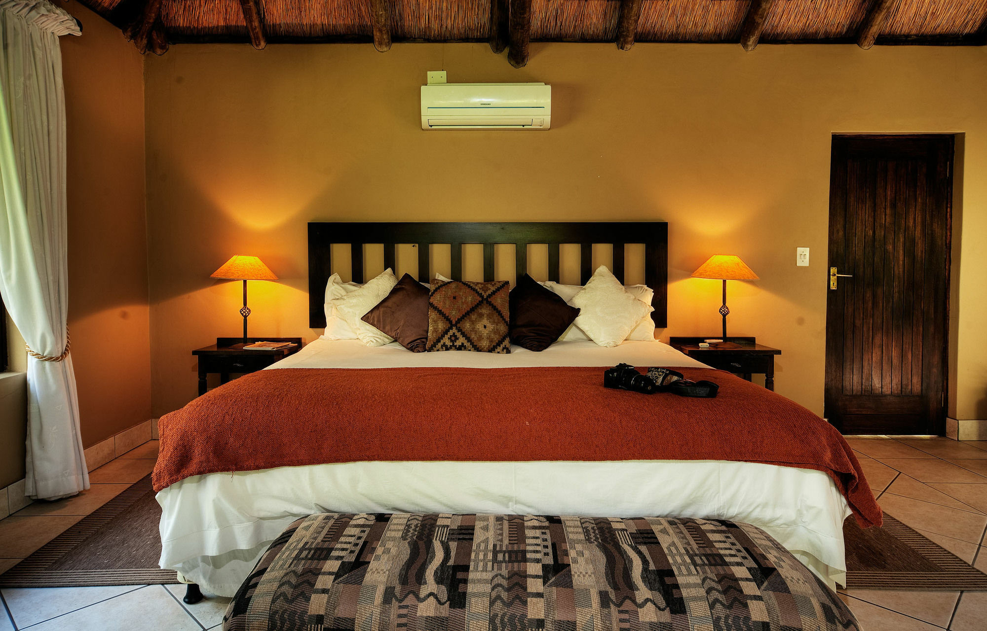 Royal Tree Lodge Маун Екстер'єр фото