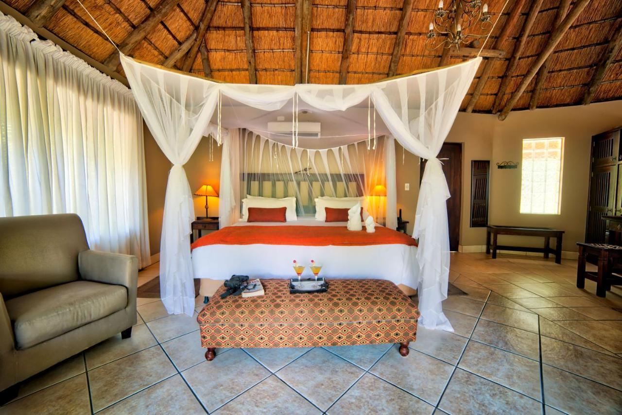 Royal Tree Lodge Маун Екстер'єр фото